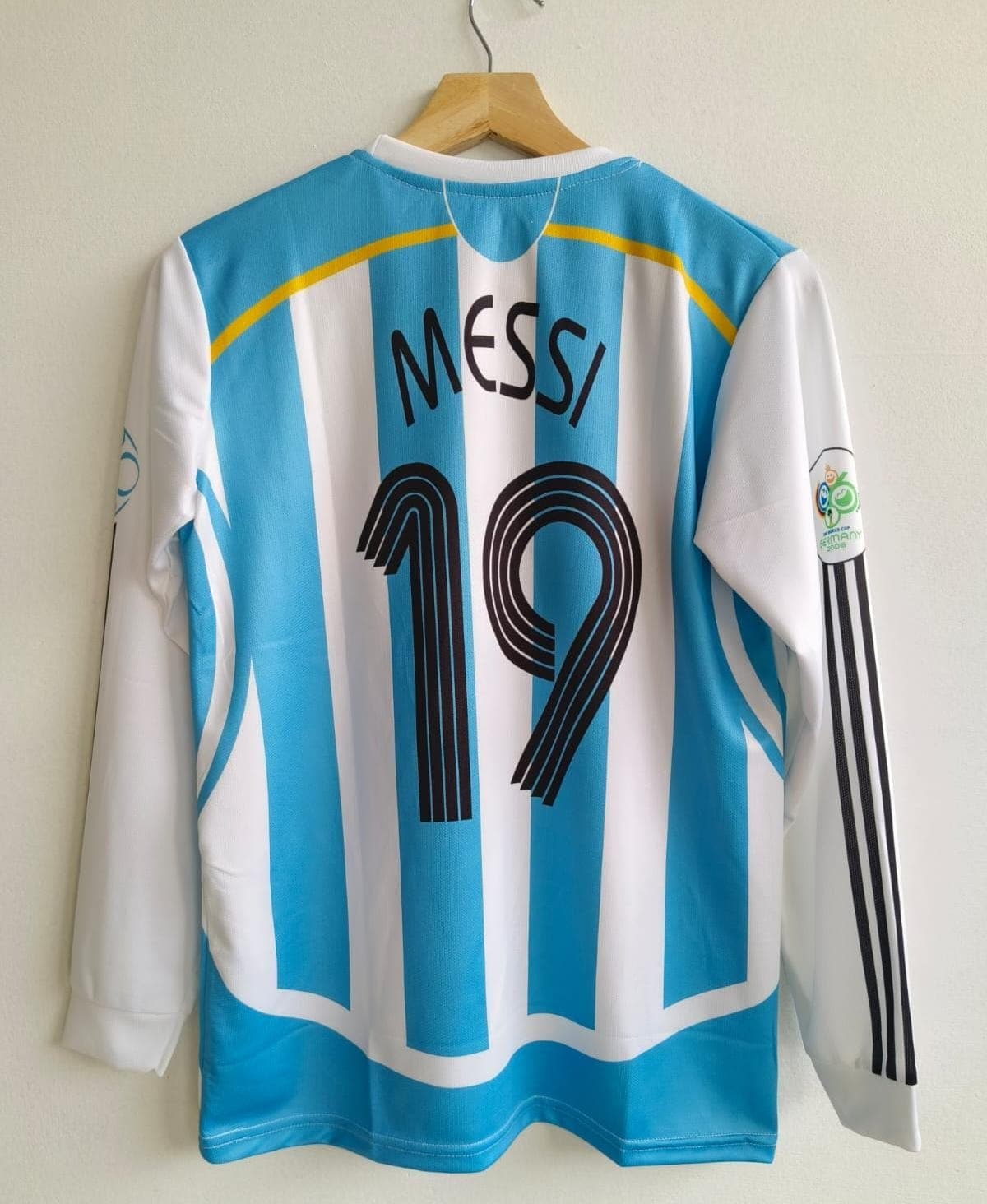 Argentina 2006 home (MESSI)            - View 2
