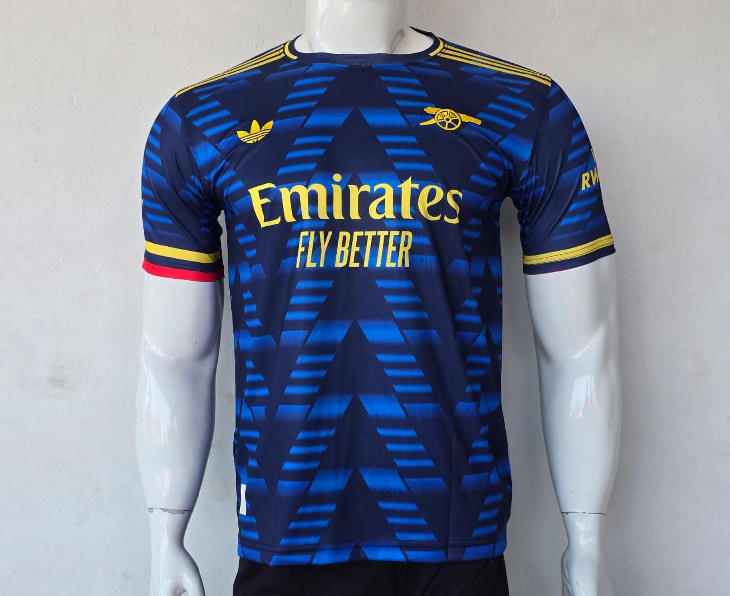 Arsenal 2026-27 Away  (SAKA)            - View 1