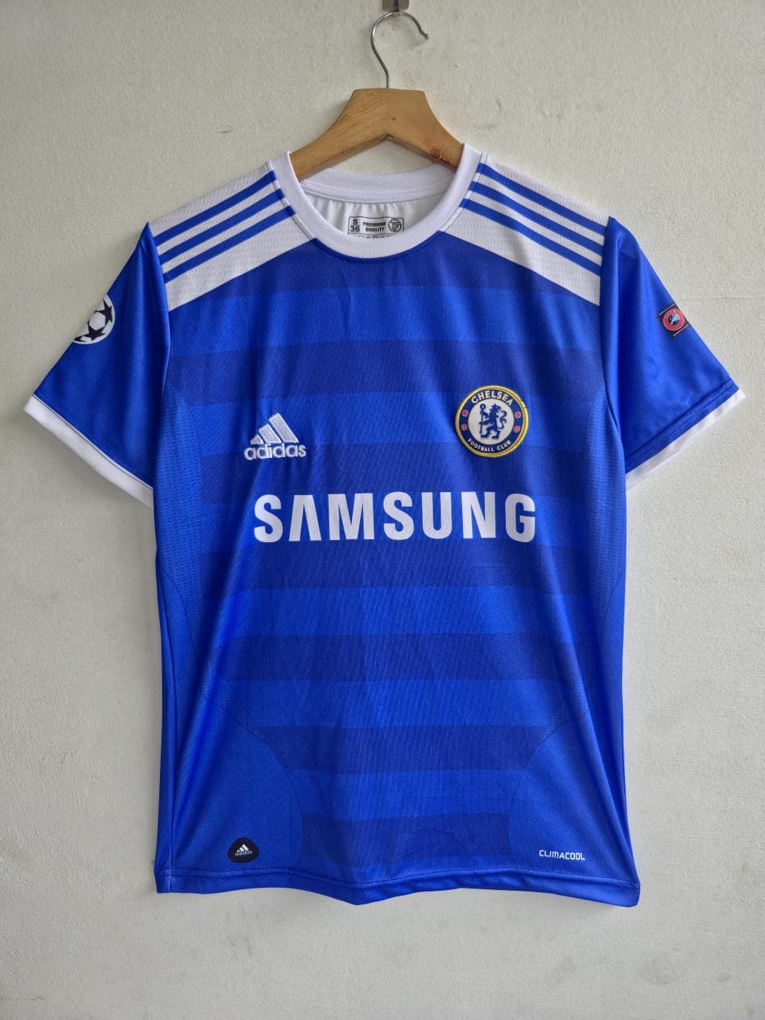 Chelsea  2011-12 home (DROGBA)       - View 1