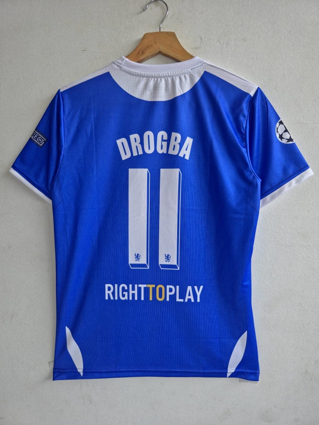 Chelsea  2011-12 home (DROGBA)       - View 2