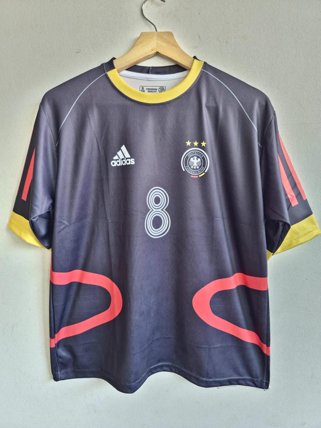 Germany 2005-07 away (KROOS)      - View 1