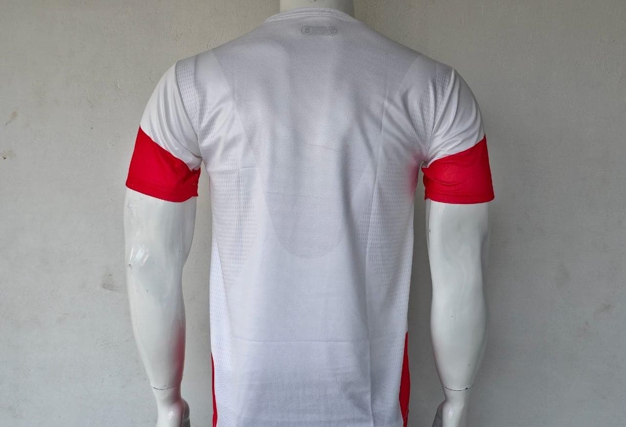 Brazil 2010 Home (NEYMAR)  (EMBROIDERY) - View 2