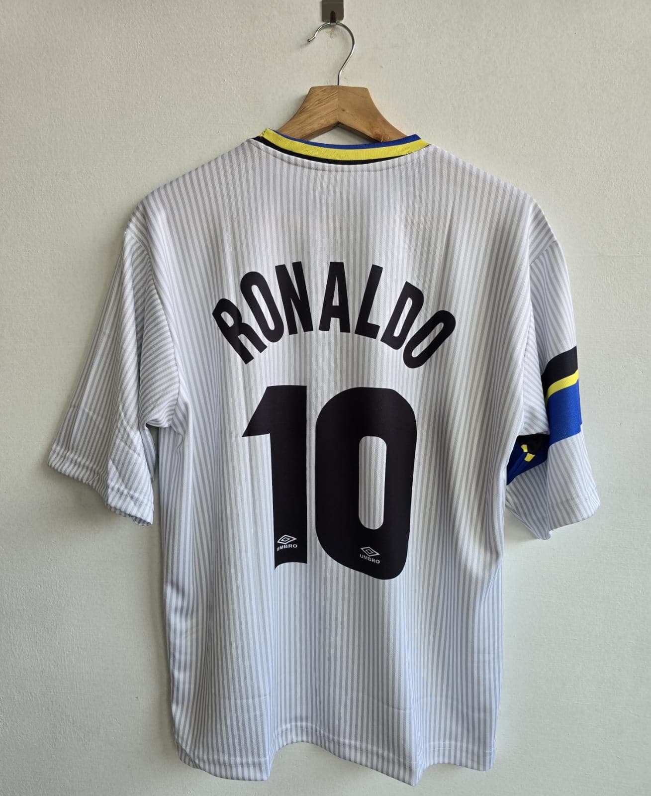 Inter Milan 1997-98 away (RONALDO)   - View 2