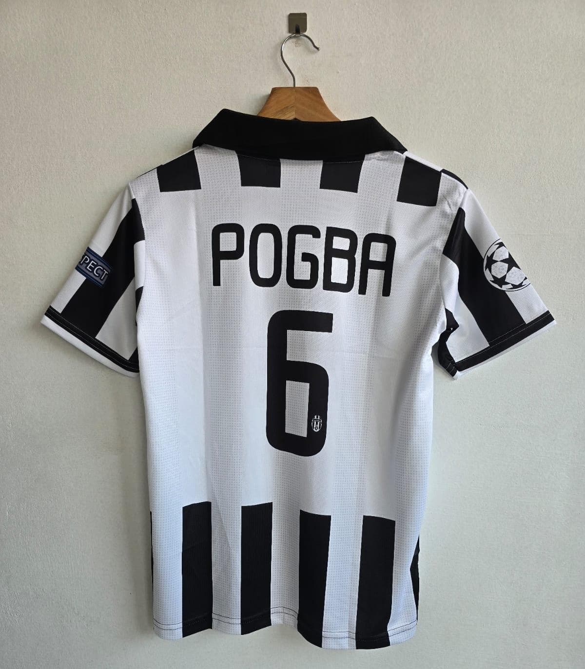Juventus 2014-15 home (Pogba)  - View 2