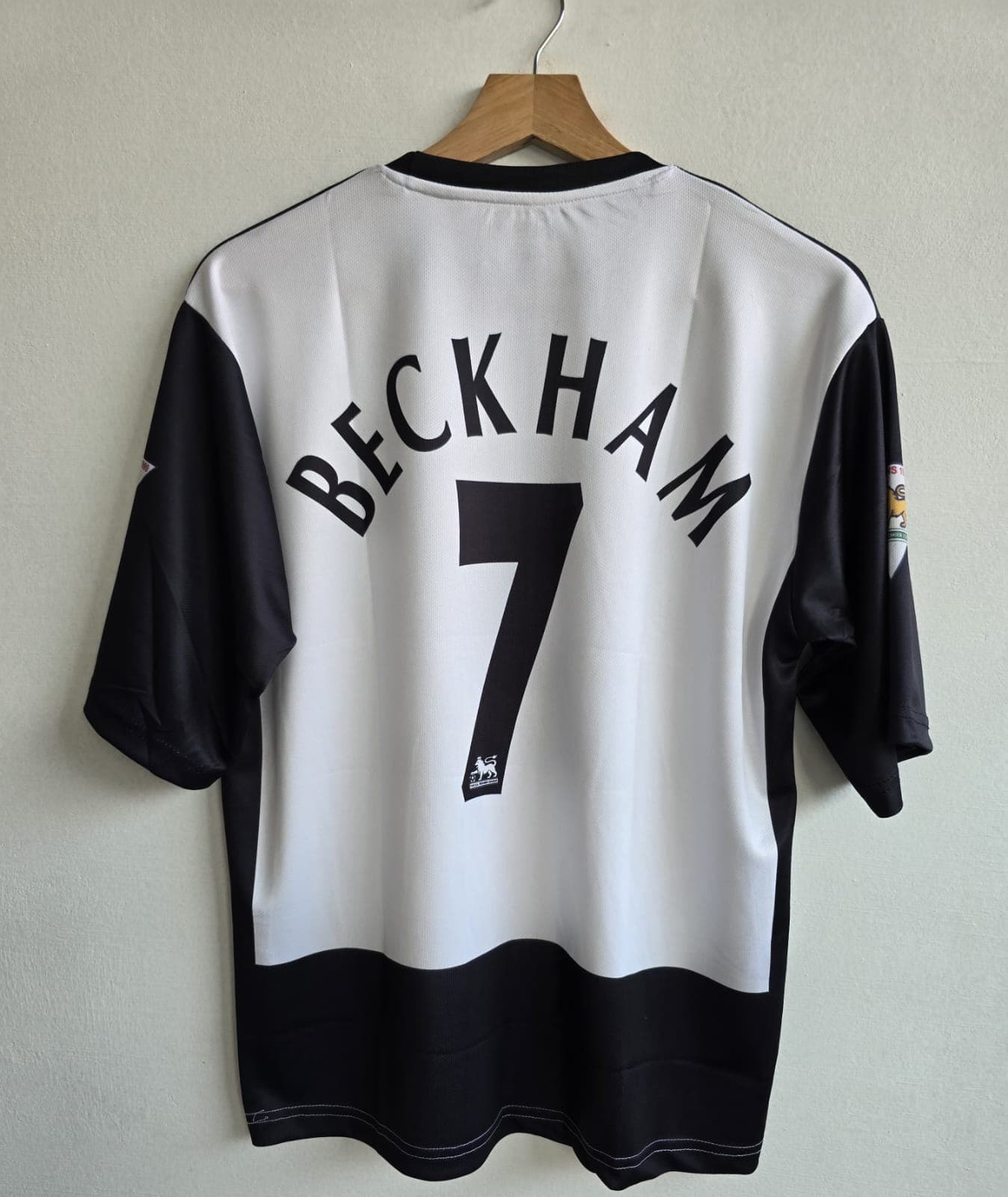 Man Utd 2001-2 away (BECKHAM)  - View 2
