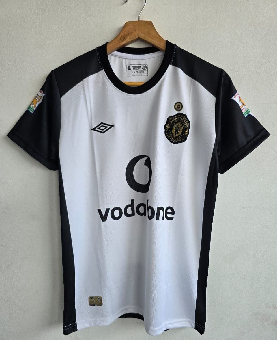 Man Utd 2001-2 away (BECKHAM) - View 1