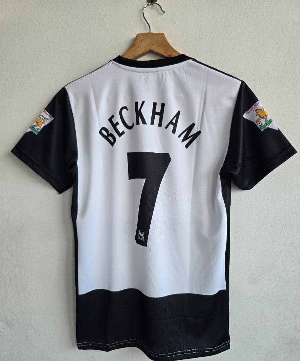 Man Utd 2001-2 away (BECKHAM) - View 2
