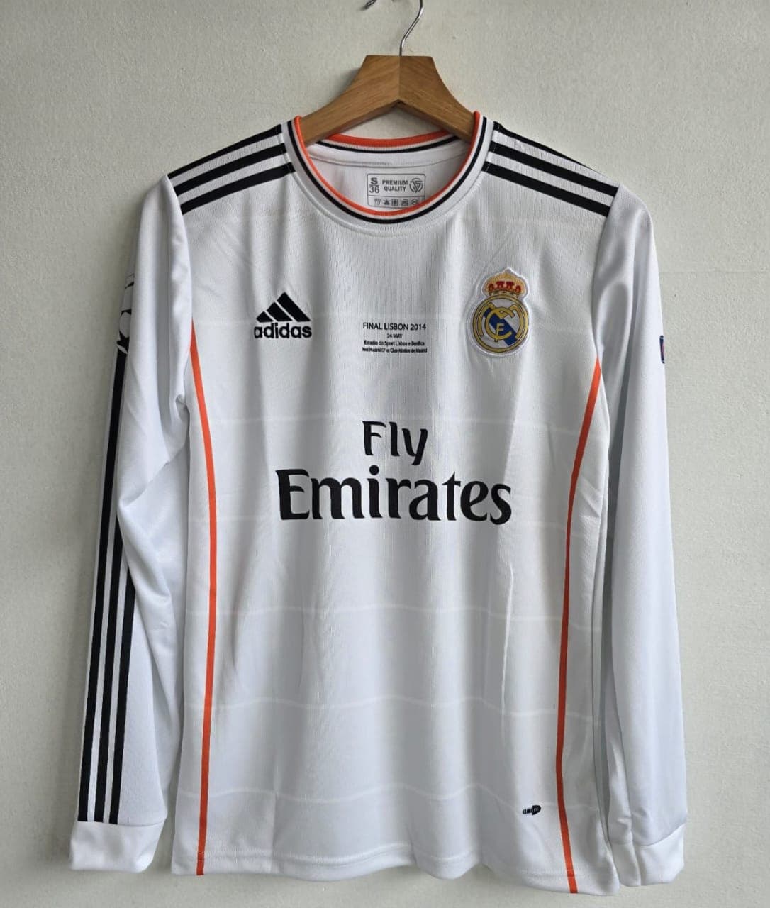 Real Madrid 2013-14 Home (RONALDO) - View 1