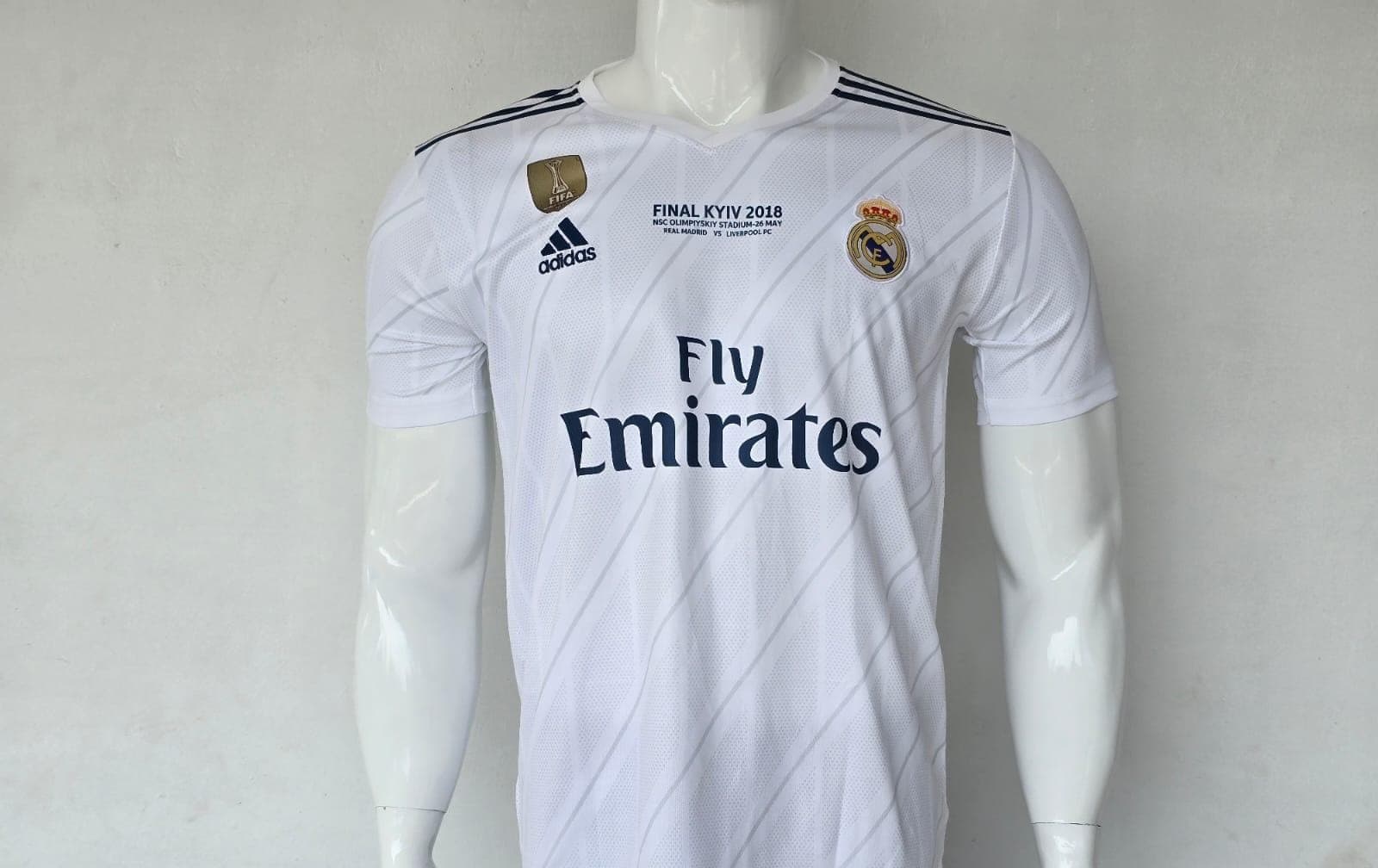 Real Madrid 2017-18 Home  (RONALDO)            - View 1