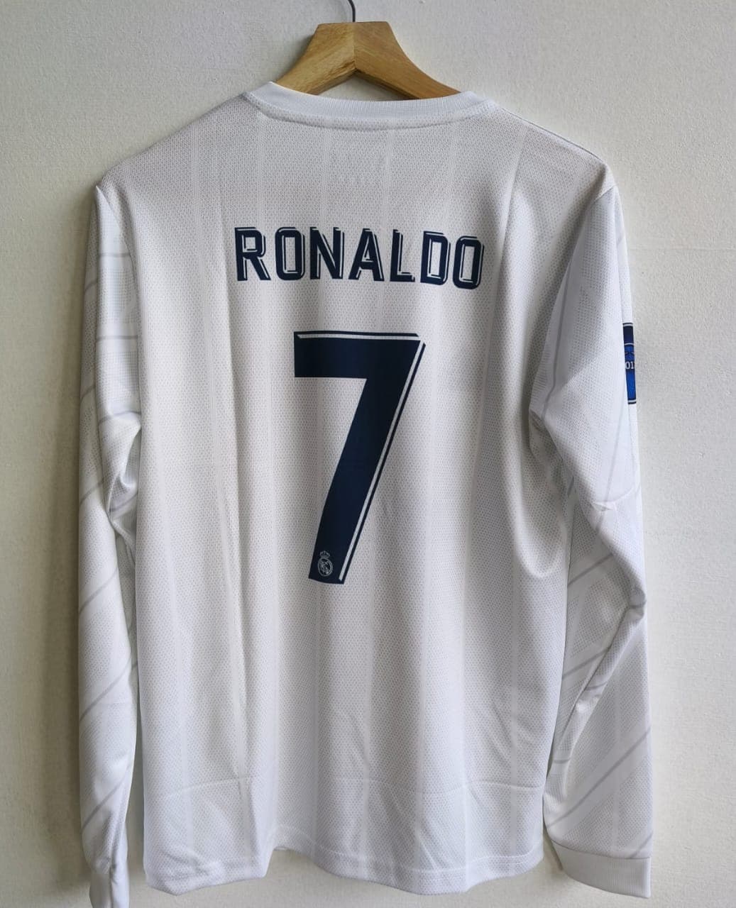 Real Madrid 2017-18 home (RONALDO)    - View 2