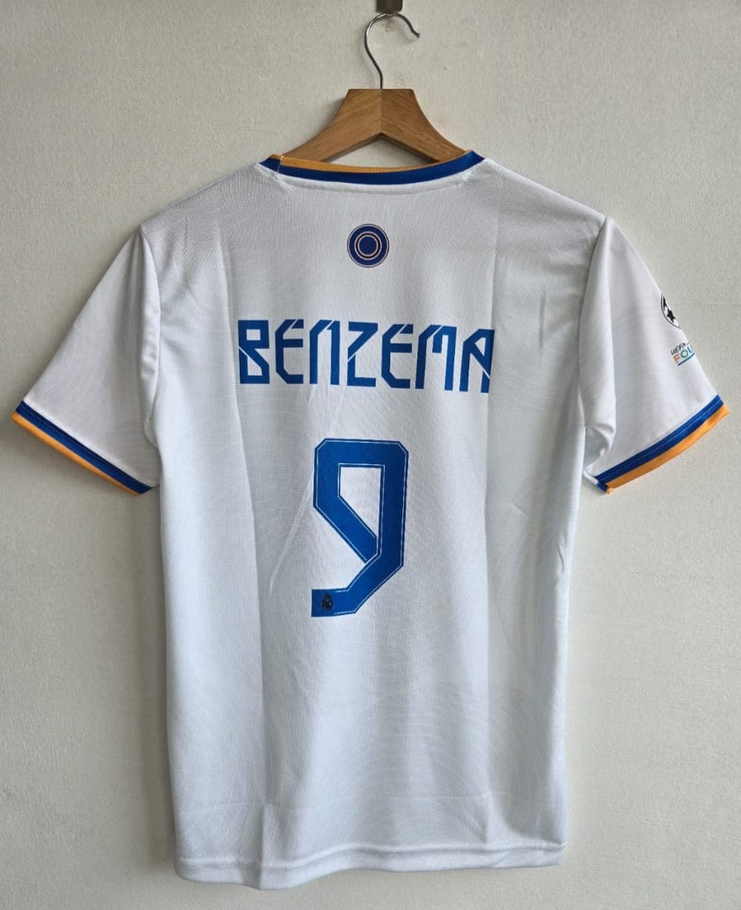 Real Madrid 2021-22 home(Benzema) - View 2