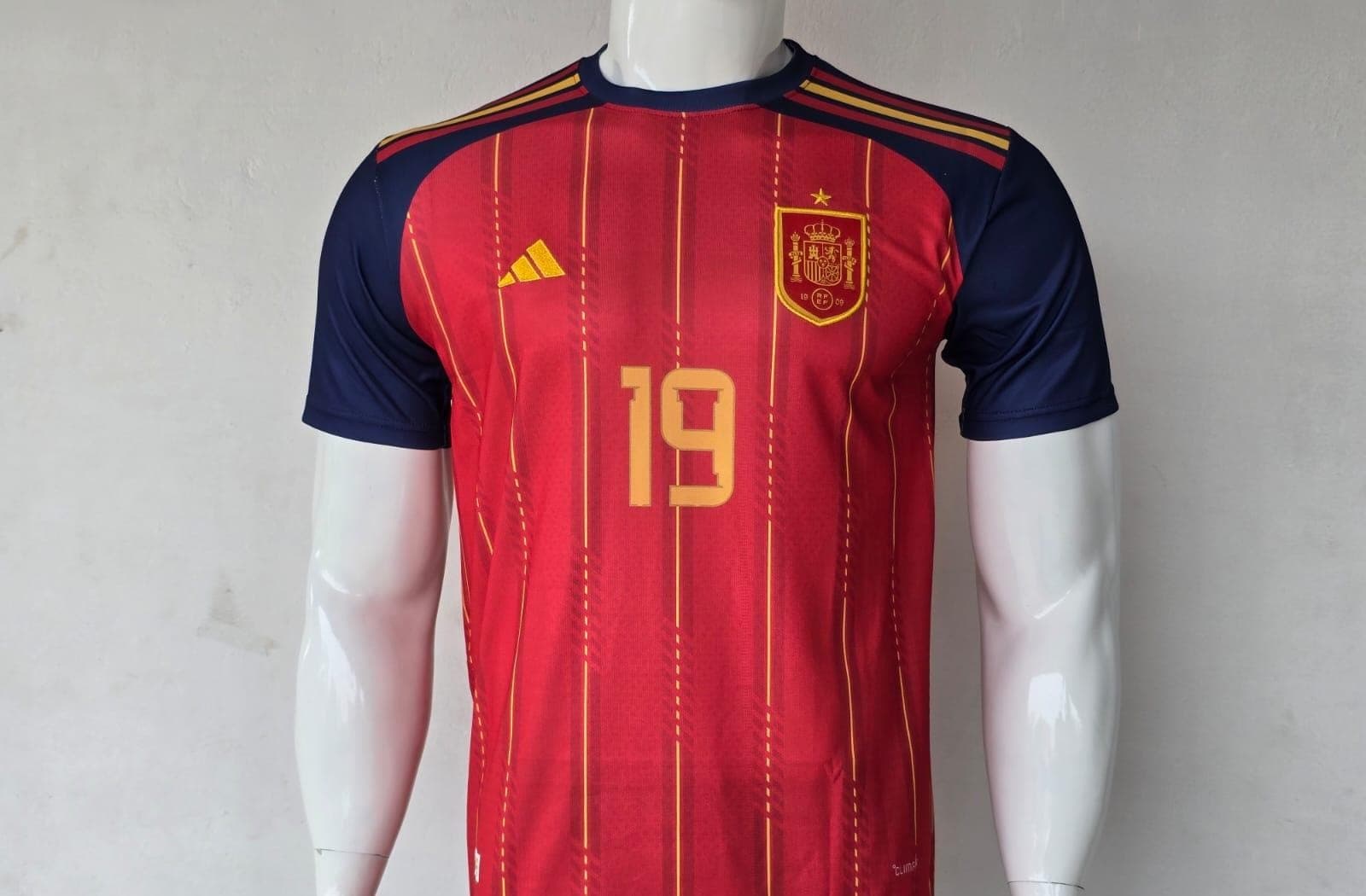 Spain 2026 Home  (YAMAL)             - View 1