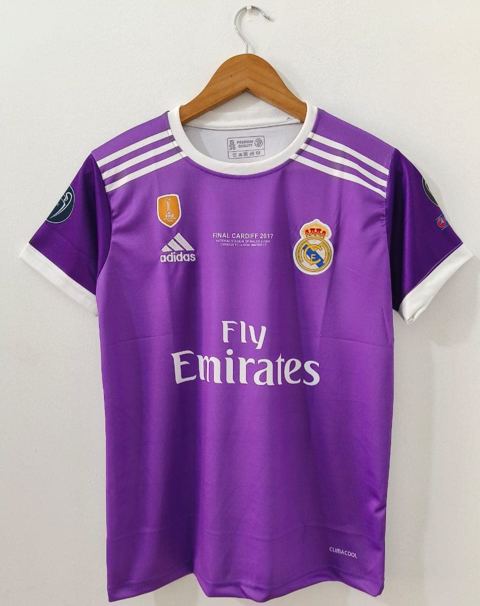 Real Madrid 2016-17 Away (Ronaldo) - View 1